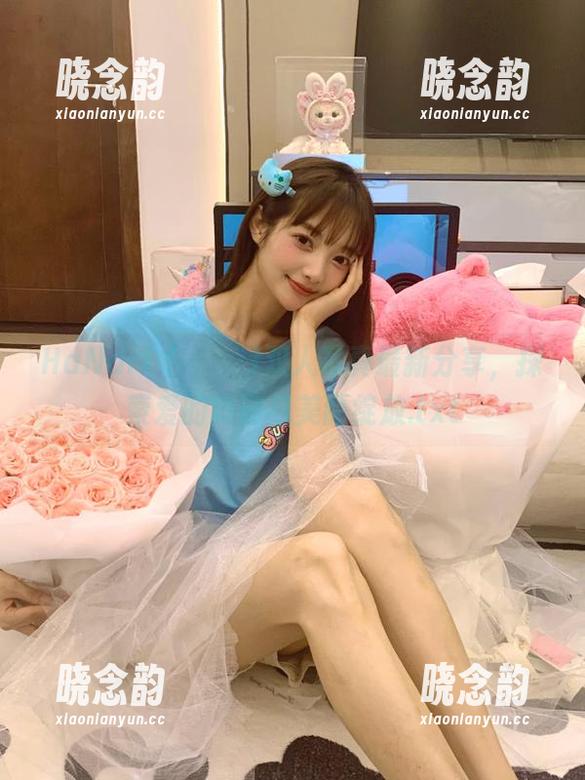 HaNari (하나리)双人写真最新分享，探索爱的真谛与美丽绽放.txt